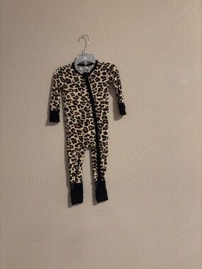 Posh Peanut Leopard-Print Convertible Pajama